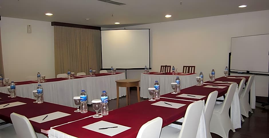 Grand Orchid Hotel