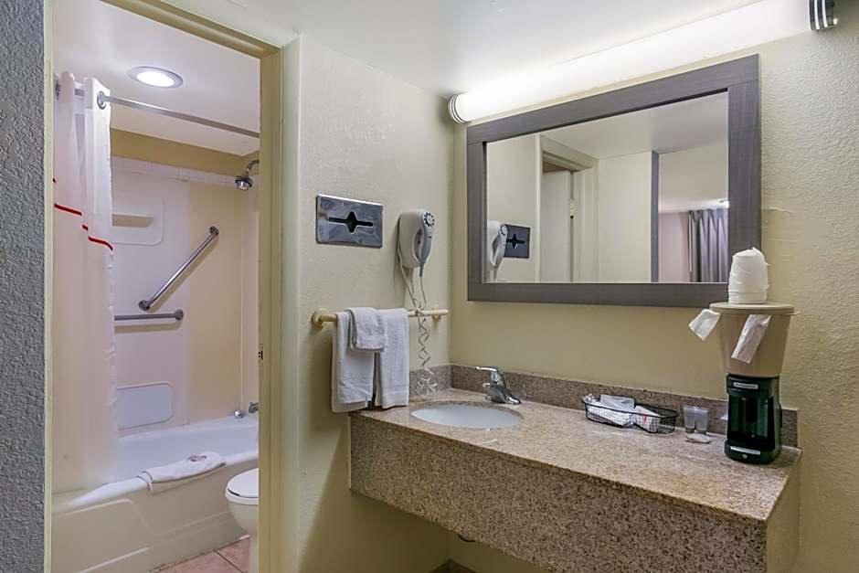 Red Roof Inn Baltimore
