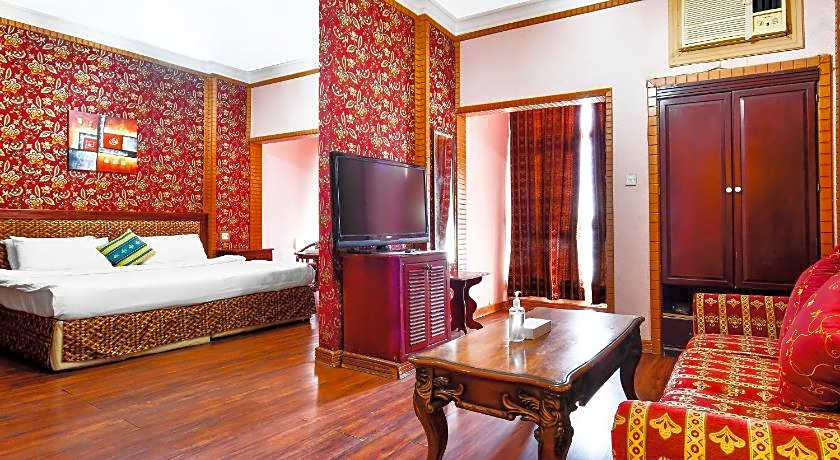 Capital O 125 Moon Plaza Hotel