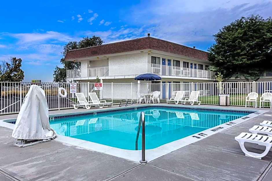 Motel 6 Ontario, OR