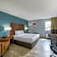 Travelodge by Wyndham Brooklyn Center