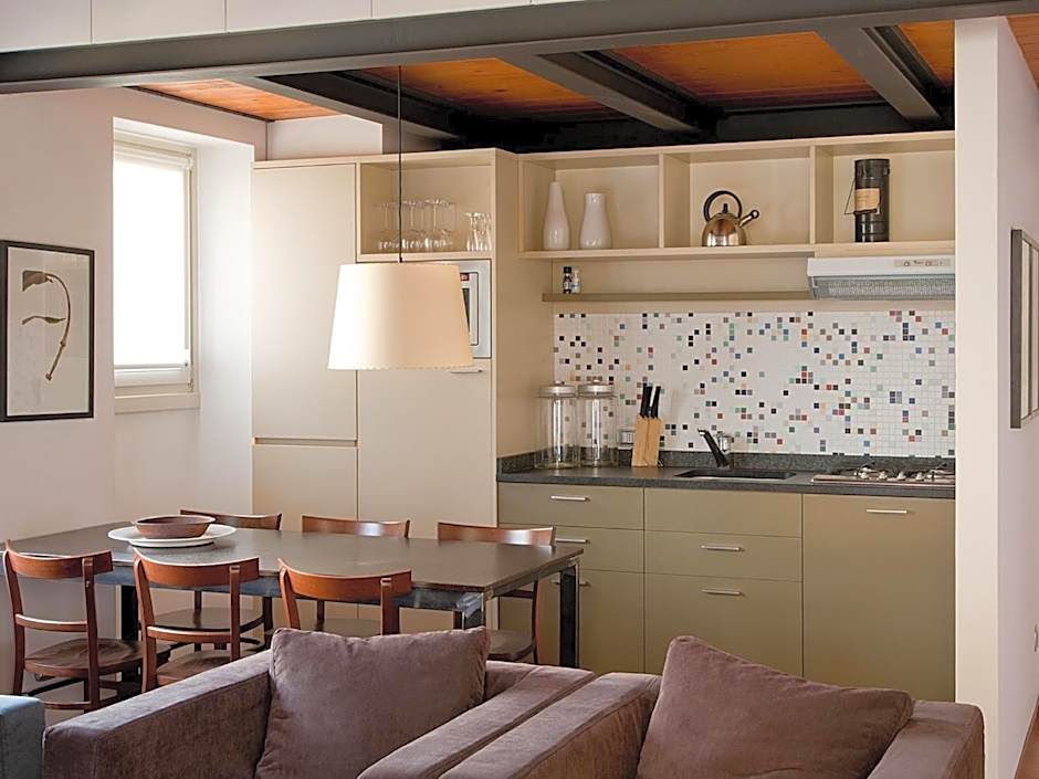 Nenè-Il Vicolo Apartments and Rooms