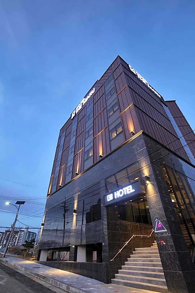 Hotel the maru