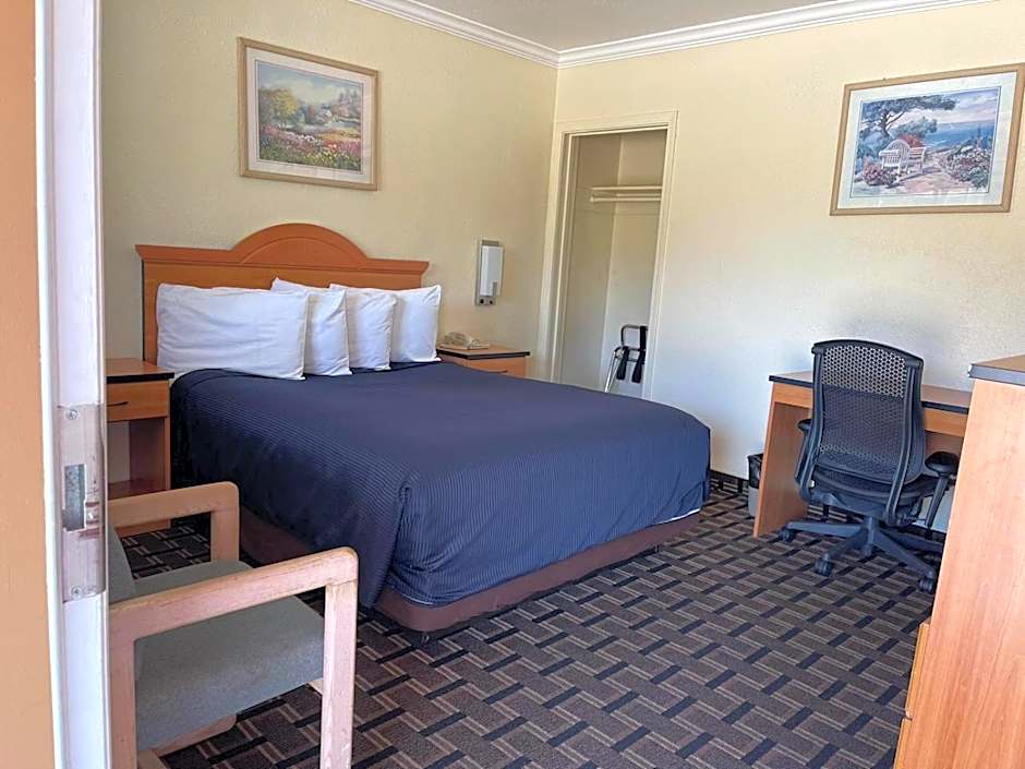 Riverside Inn & Suites Santa Cruz