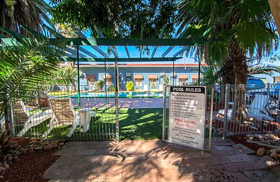 Elkira Court Motel