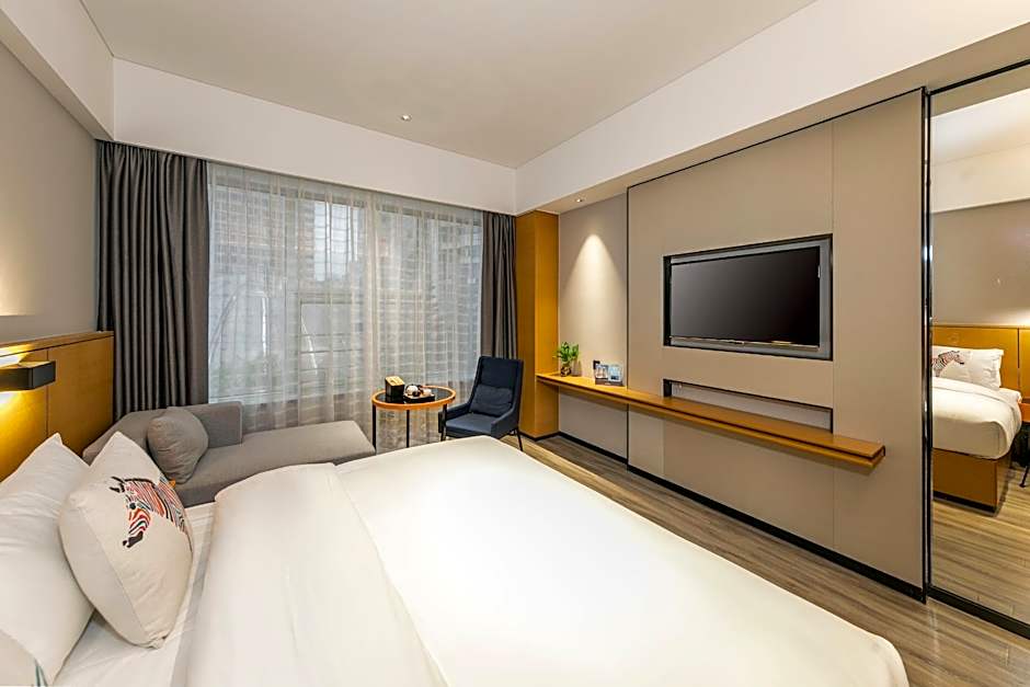 SOFIS POP HOTEL