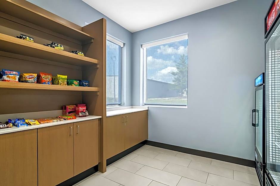 Holiday Inn Express & Suites Joplin Southeast by IHG