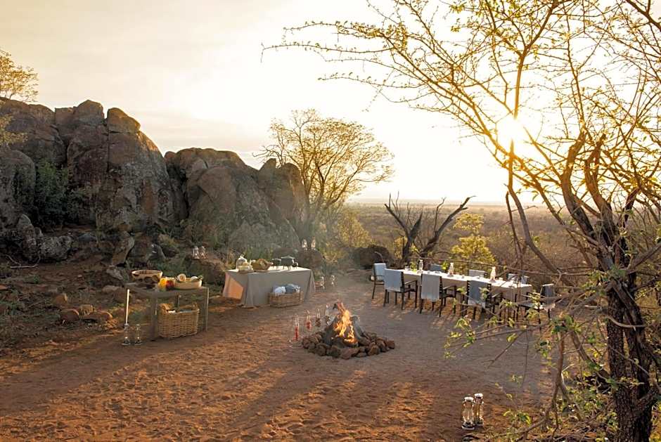 Madikwe Hills Private Game Lodge