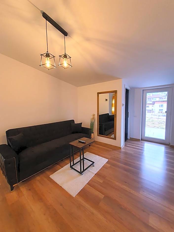 ApartHotel Dominic Residence