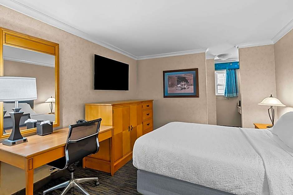 Best Western University Lodge