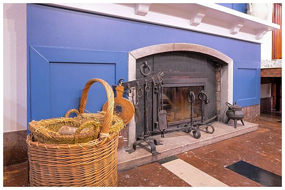 Hotel Alcazar Irun - Centro Ciudad