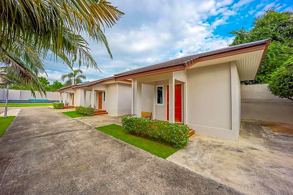 AKARD Private Villas Sattahip