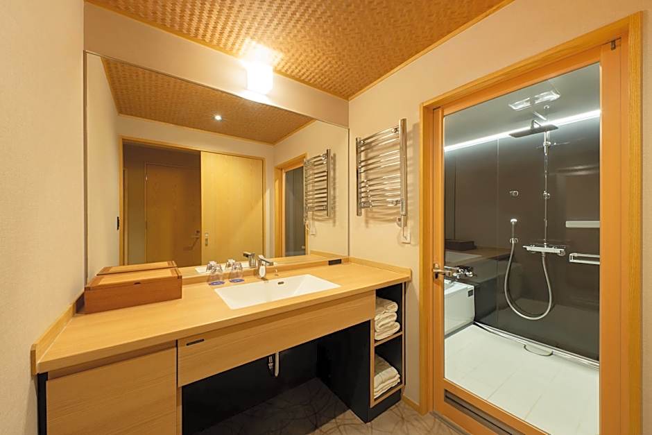 Nagi Kyoto Shijo