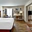 The Del Monte Lodge Renaissance Rochester Hotel & Spa