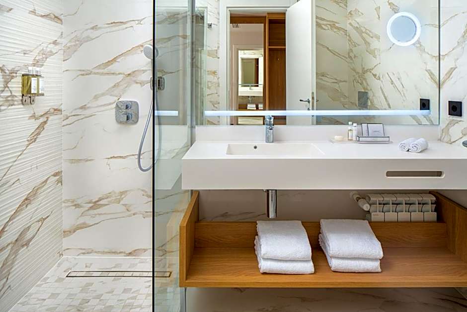 Alma Health & Spa Retreat