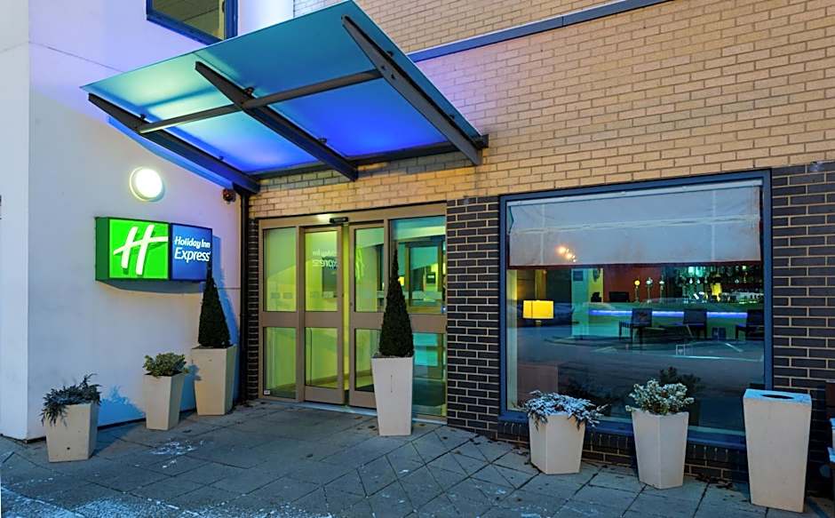Holiday Inn Express Swindon West By IHG