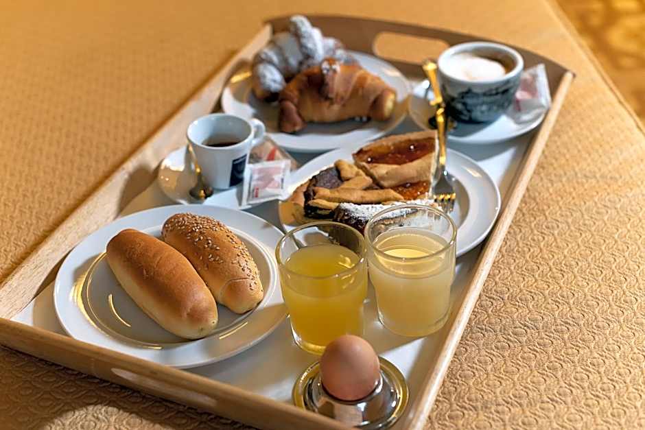Hotel Tonic