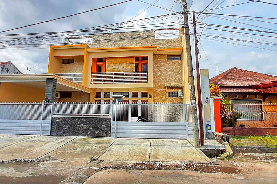 Hotel O Avisha Guest House Syariah