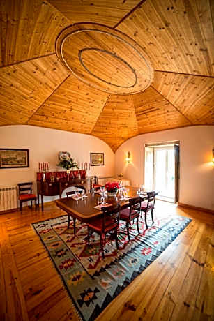 Casa de Vilarinho de São Romão