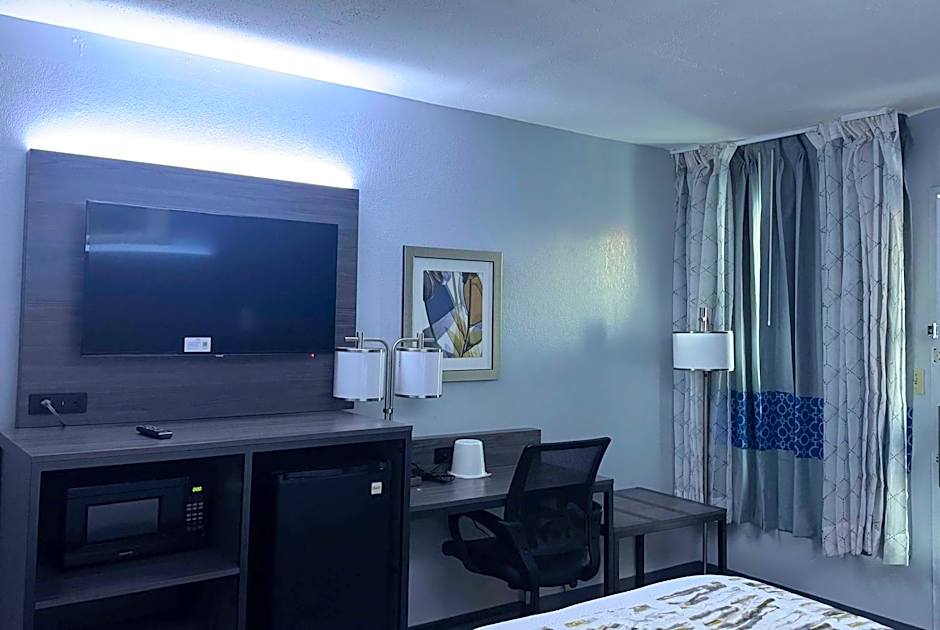 Baymont by Wyndham Dayton North