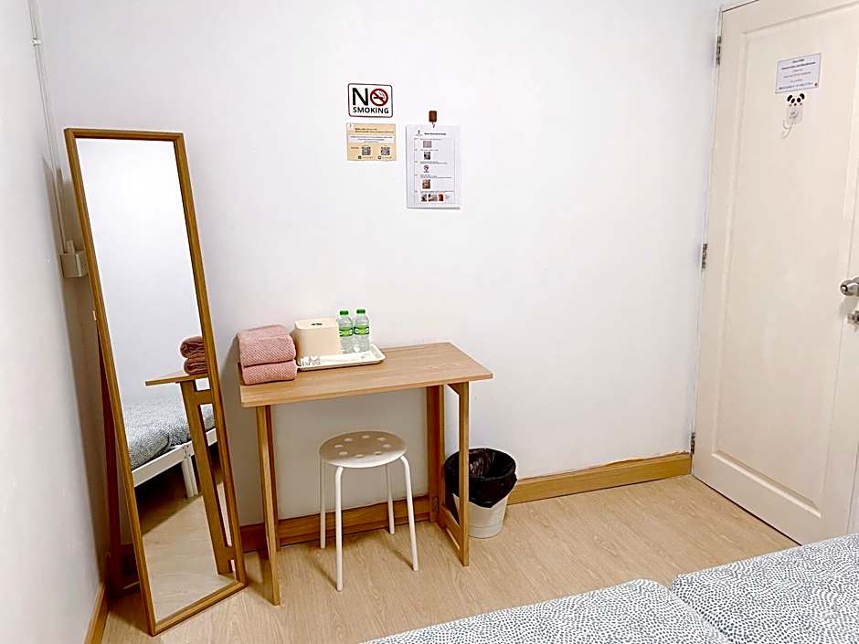 Room Story Hostel