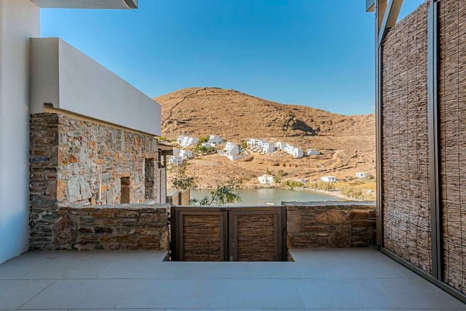 Amal Kythnos Suites