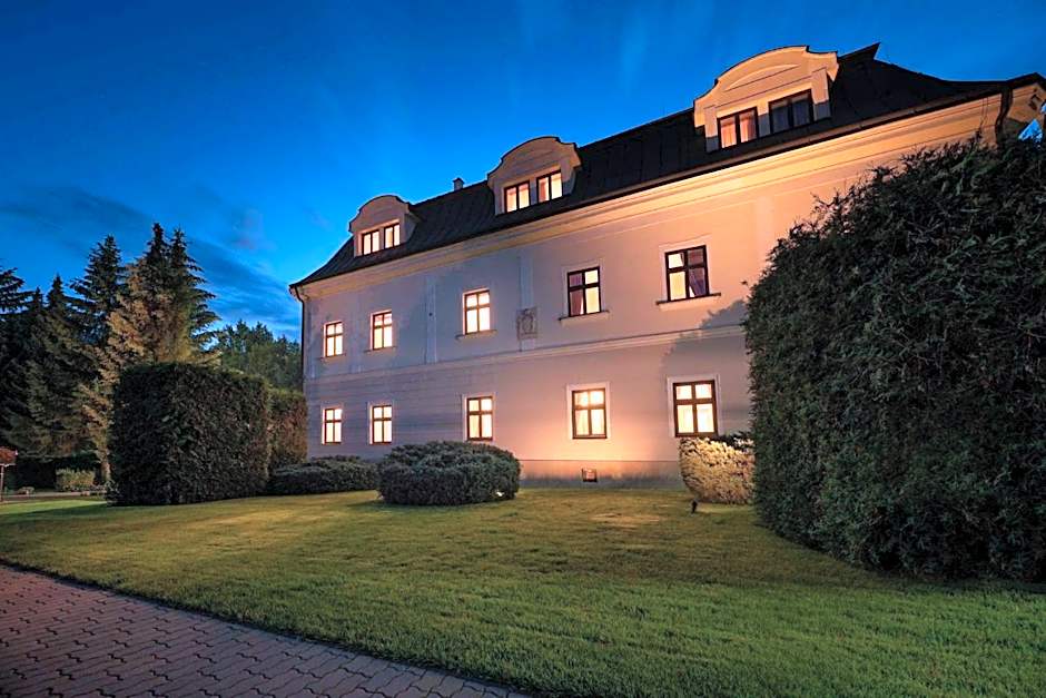 Hotel Villa Nečas Žilina