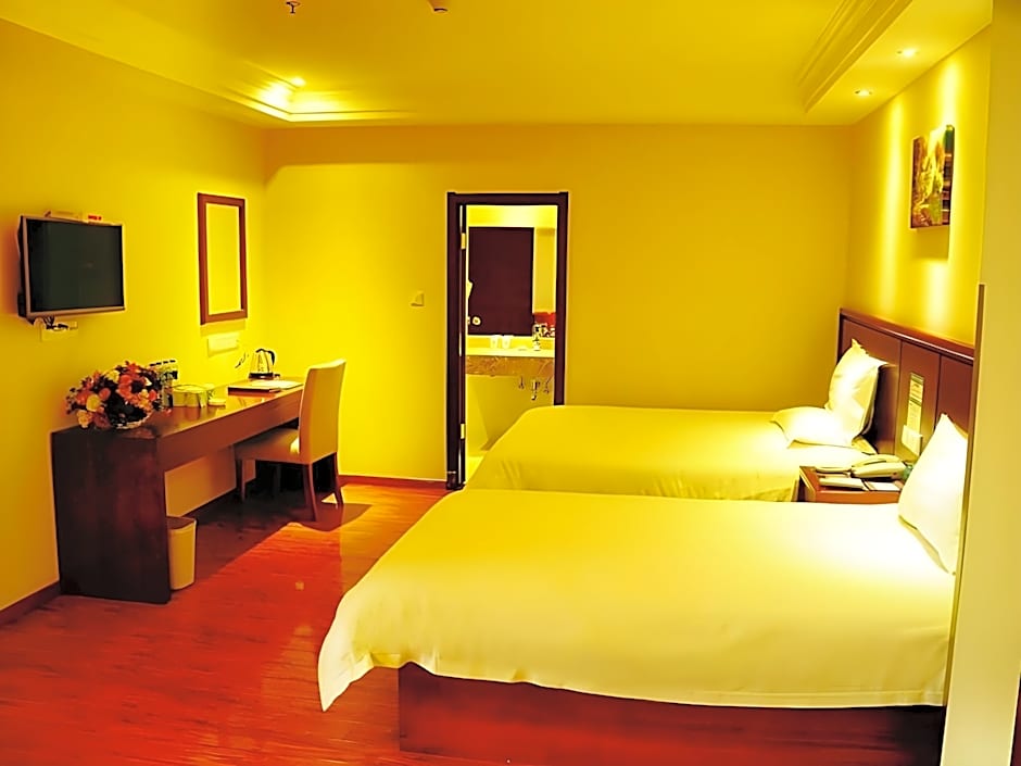 GreenTree Inn Chuzhou Dingyuan County People's Square General Hospital Business Hotel