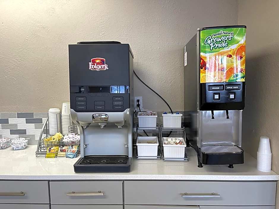 Super 8 by Wyndham Butte MT