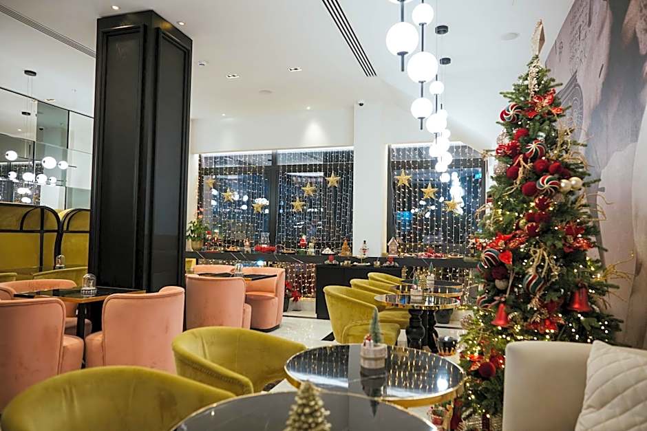 Gate Twenty Two Boutique Hotel