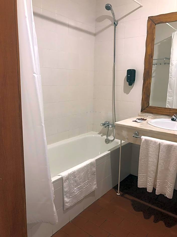 Hotel Rural Porta Coeli - Dehesa Santa Lucía