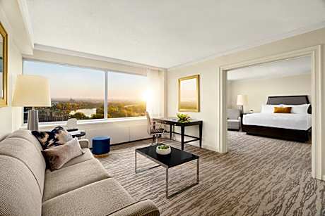 Fairmont Gold One-Bedroom King Suite - Lounge Access