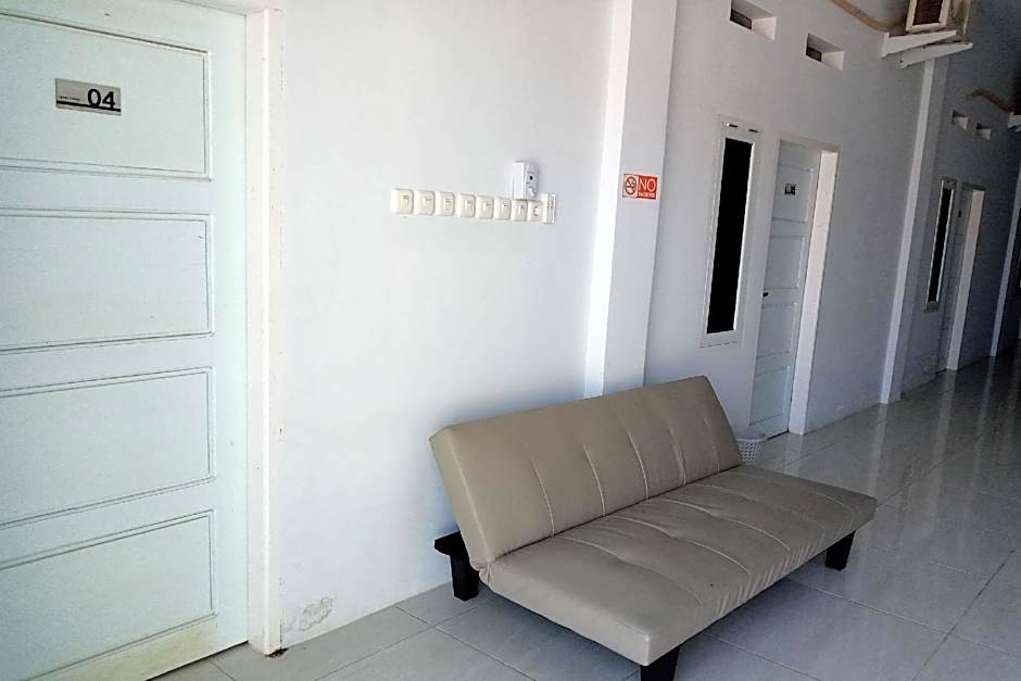 Hotel O Kost Nian Syariah Near SPBU Pertamina 74.91657 Mattirotasi Sidrap