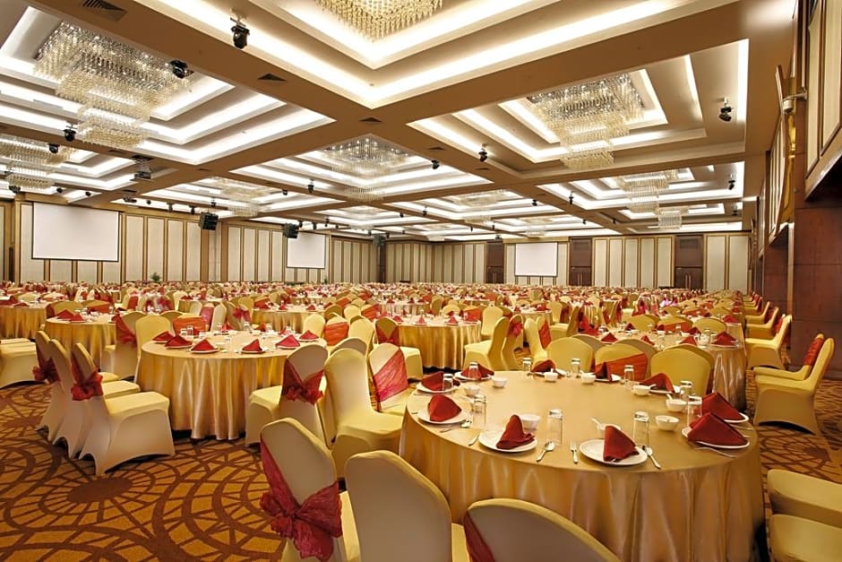 Swiss-BelHotel Harbour Bay