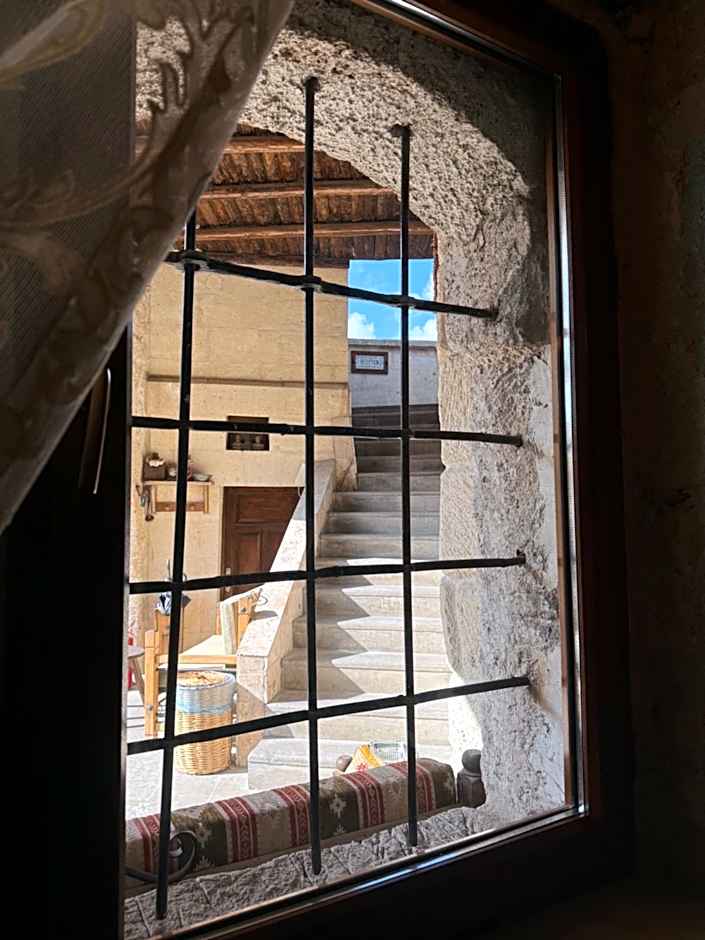 Arif Cave Hotel