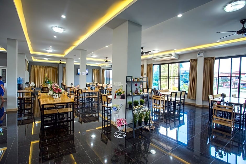 Wixky hotel (SHA Extra Plus)