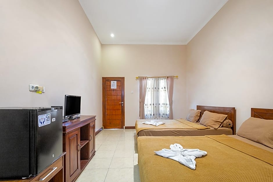 Sawarna Little Hula Hula