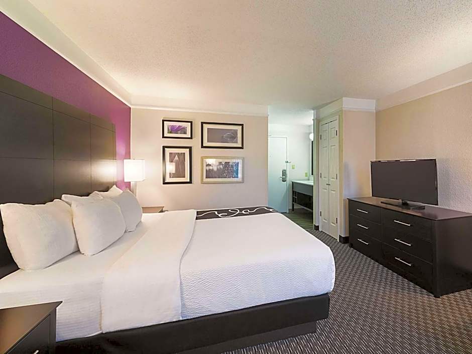 La Quinta Inn & Suites by Wyndham Austin Round Rock