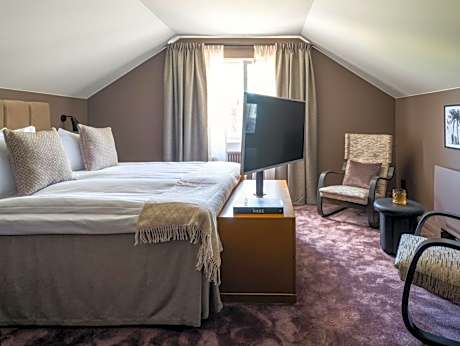 Standard Single Room (Excluding Spa)