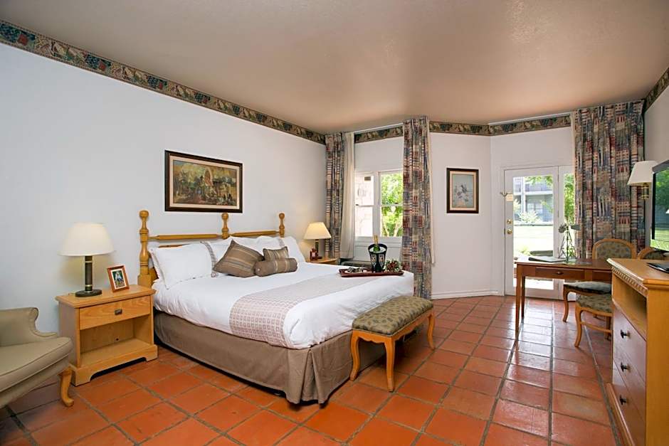 Y O Ranch Hotel and Conference Center