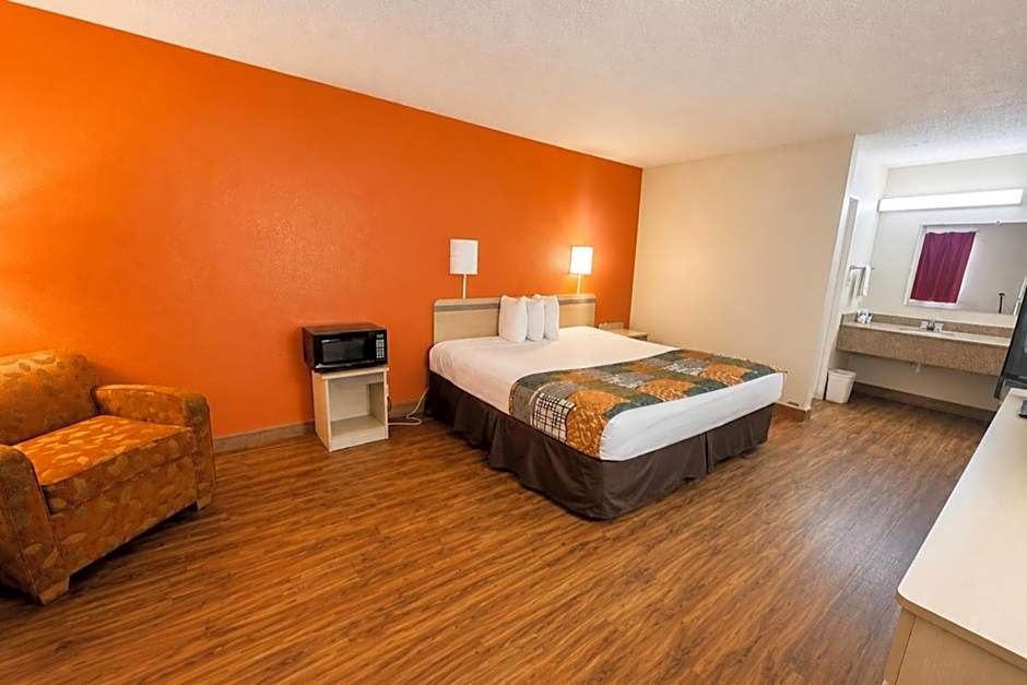 Delta Inn West Helena US 49 AR