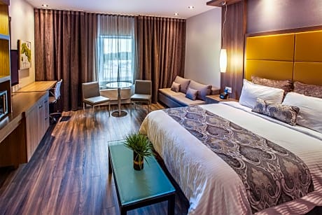 Superior Queen Room