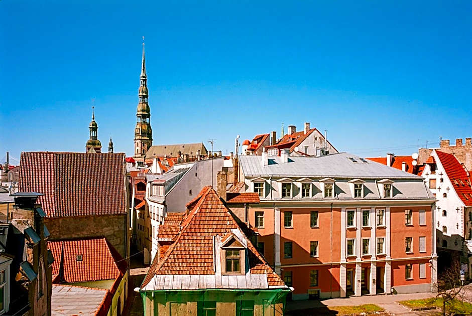 Avalon Hotel & Conferences