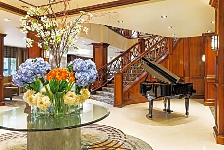 Crowne Plaza Hotel Knoxville, an IHG Hotel