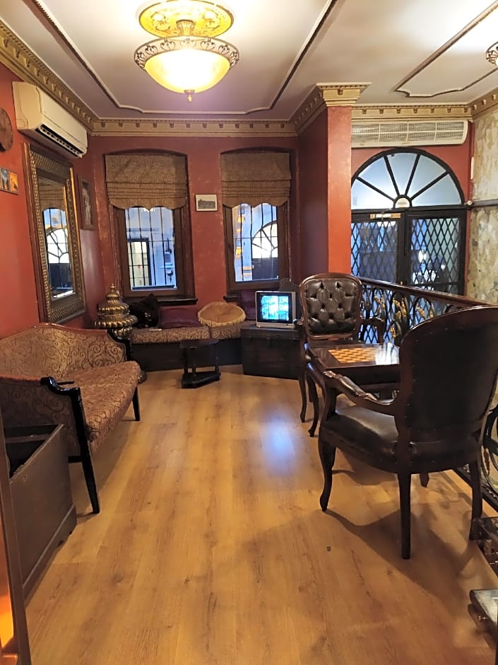 Istanbul Irish Hotel