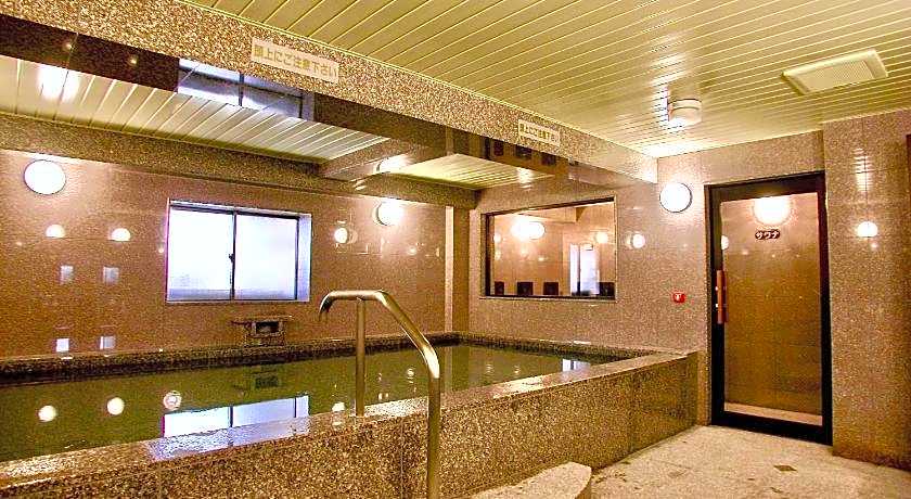 Okayama Ekimae Universal Hotel
