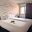 Ibis Styles Paris Tolbiac Bibliotheque