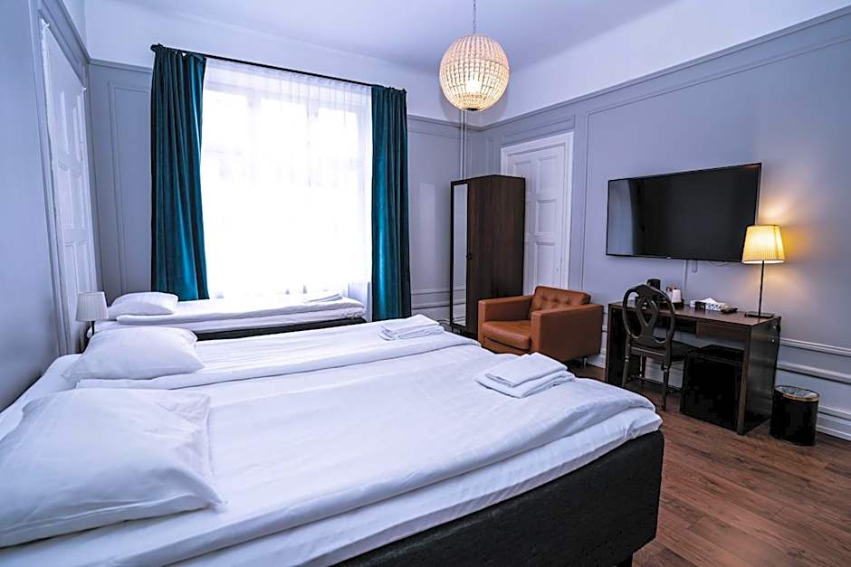 Queen's Hotel by First Hotels