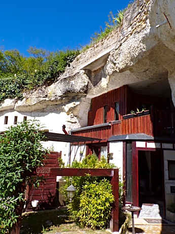 Quadruple Room Troglo "Le Logis Du Gardien"