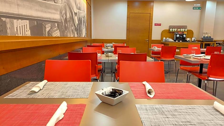 Hotel Condes De Haro